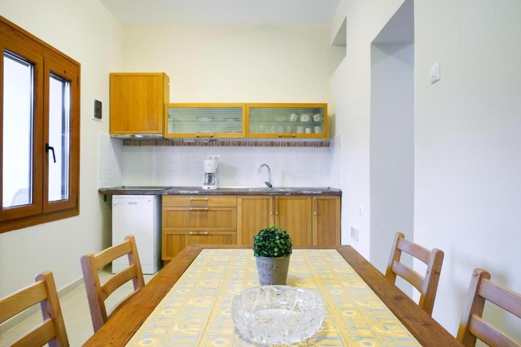 Villa Victoria By La Scala Beach لايميناس المظهر الخارجي الصورة